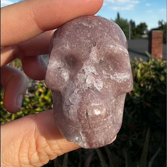 SKULL LOVERS - Pink Amethyst Skull Carving with Druzy - Picture 1 of 7